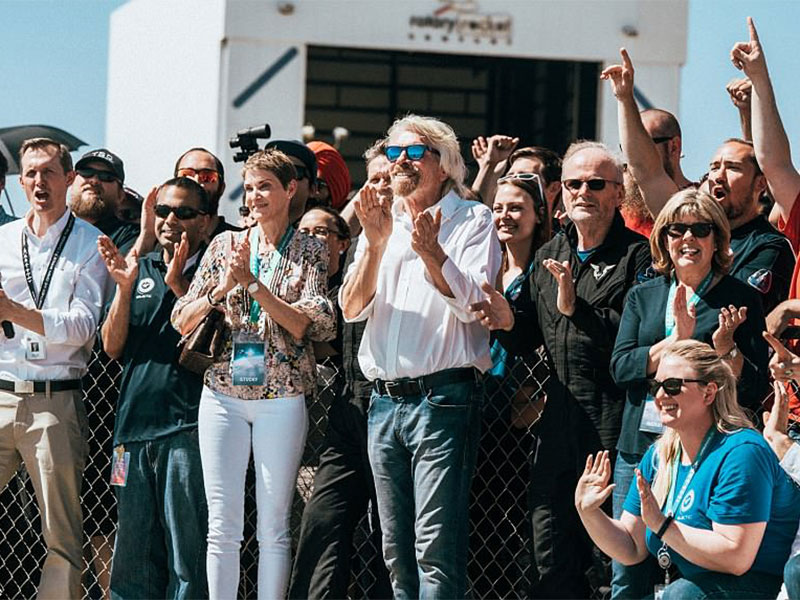 في رحلة تاريخية... فيرجن غالاكتيك تطلق مركبة Unity الفضائية